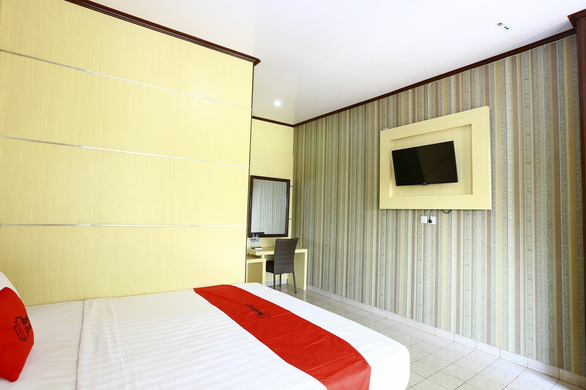 Reddoorz Near Prawirotaman 2 Hotel Yogyakarta Exterior foto